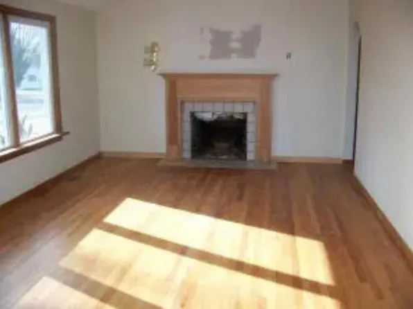 1021 E Maple St, Annville, PA 17003