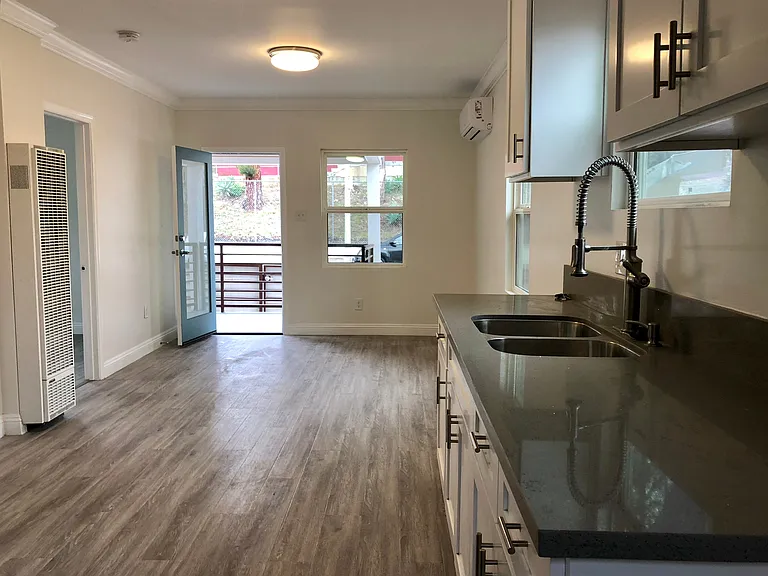 2508 E Inez St #2508 — Photo 5