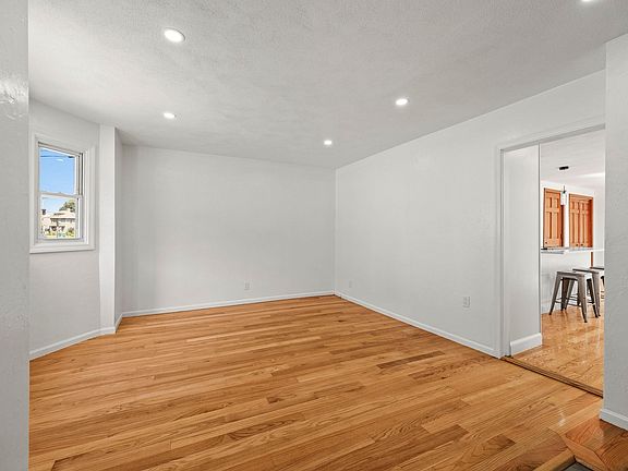 4th image of 12 Boston St