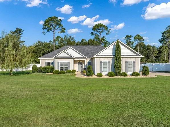 127 Hollister Dr, Albany, GA 31721