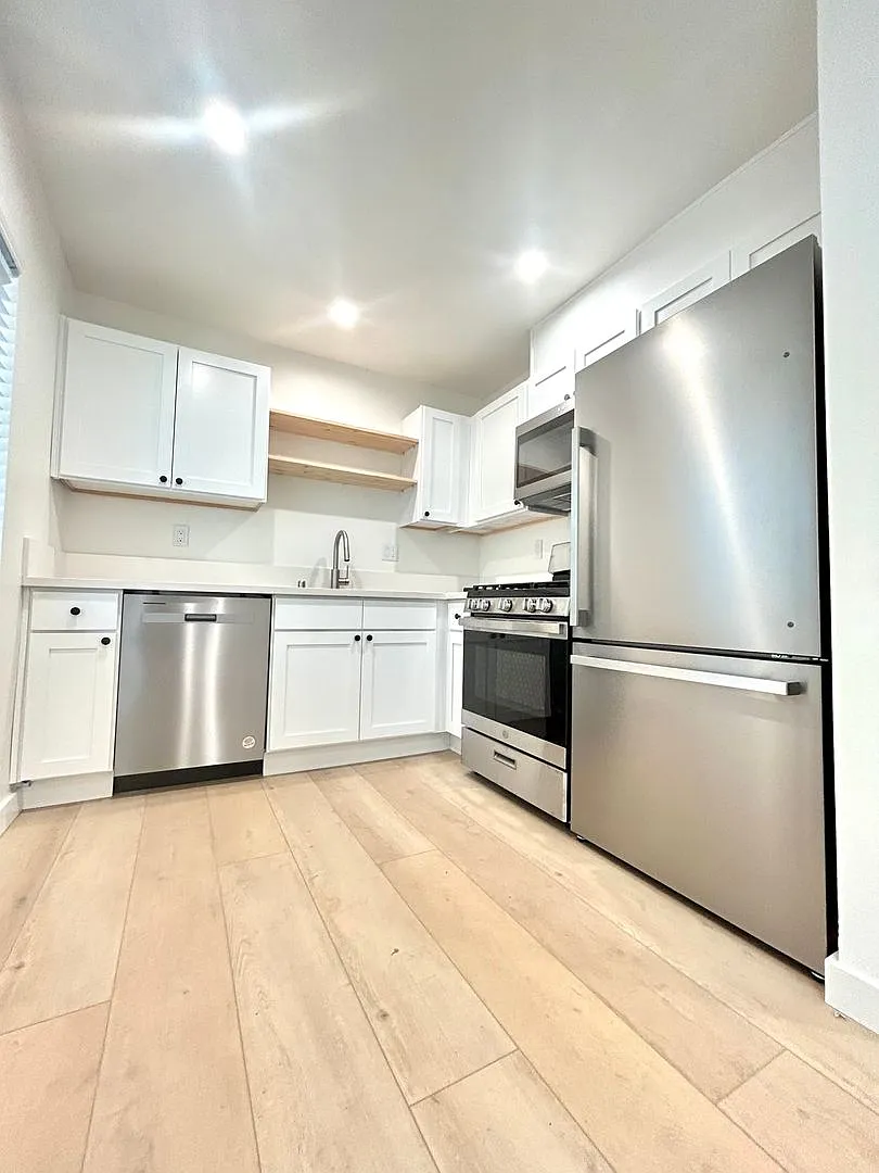 203 Ladera Street — Photo 1