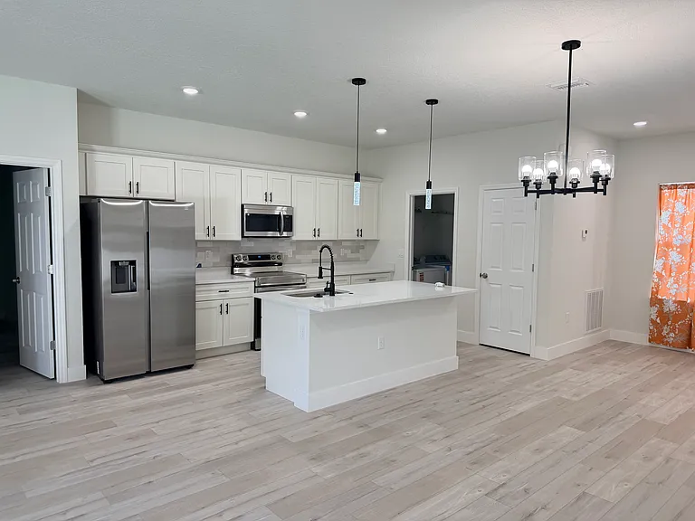 2660 SW 162nd Street Rd — Photo 4