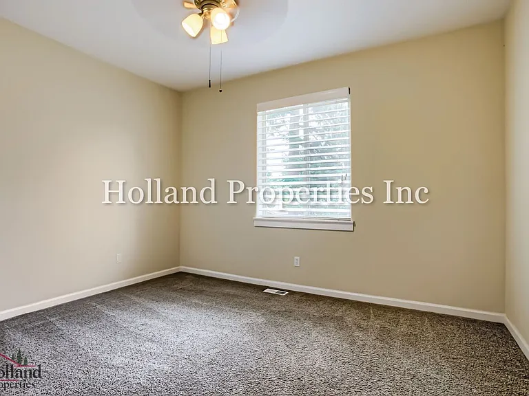 4949 SW 141st Ave — Photo 23