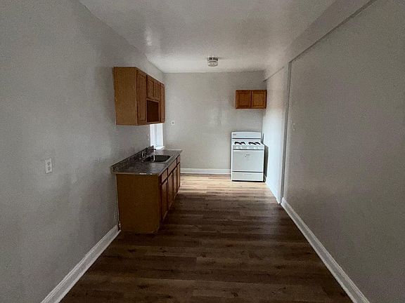 3rd image of 358 Stuyvesant Ave #205