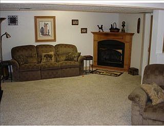 4th image of 656 Gail Dr