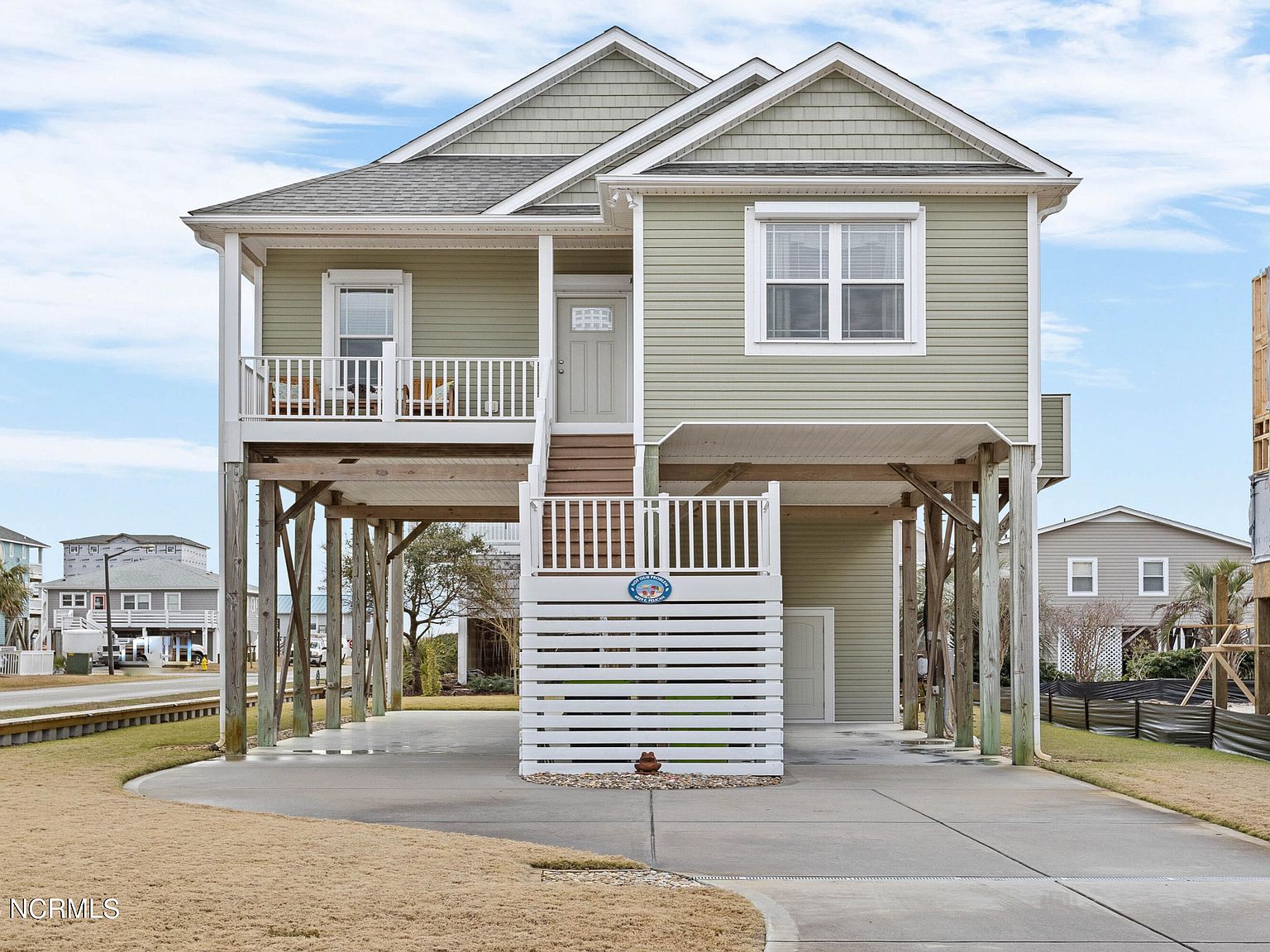 4029 E Pelican Drive, Oak Island, NC 28465 Zillow