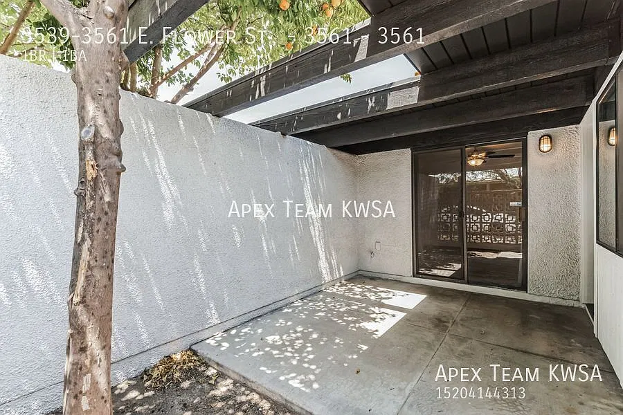 $875-Gorgeous & Modern 1BD/1BA with yard in Dodge Flower Neighborhood! — Photo 4
