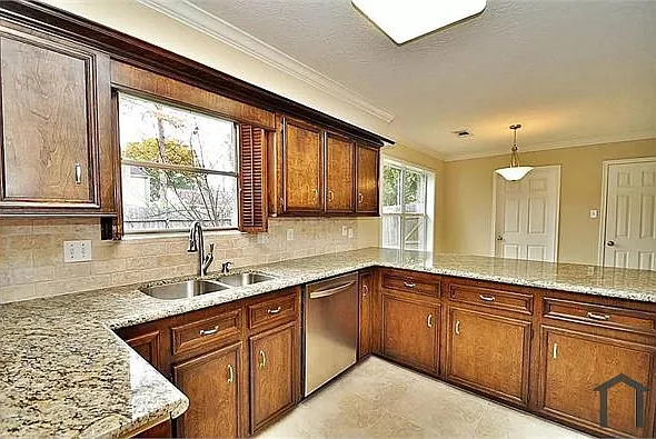 10030 Windriver Dr — Photo 29
