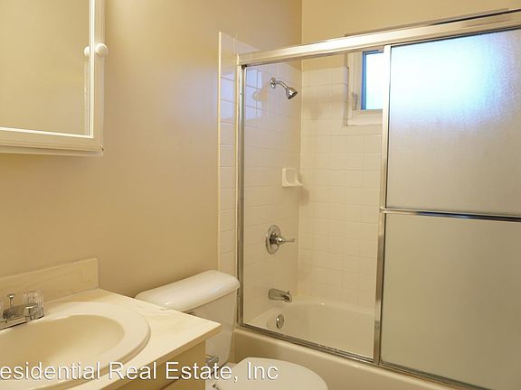 4th image of 1348 Shawn Dr Unit 4