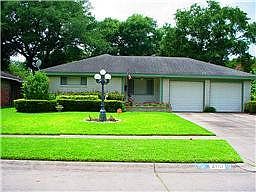 3rd image of 2110 San Jacinto Dr