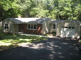 457 Middle Tpke, Mansfield, CT 06268