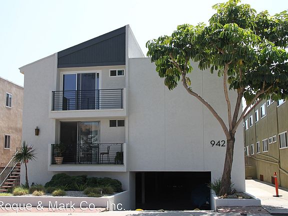 3rd image of 942 7th St #2