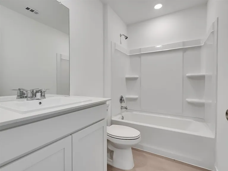 31404 Pratola Serra Cir — Photo 33