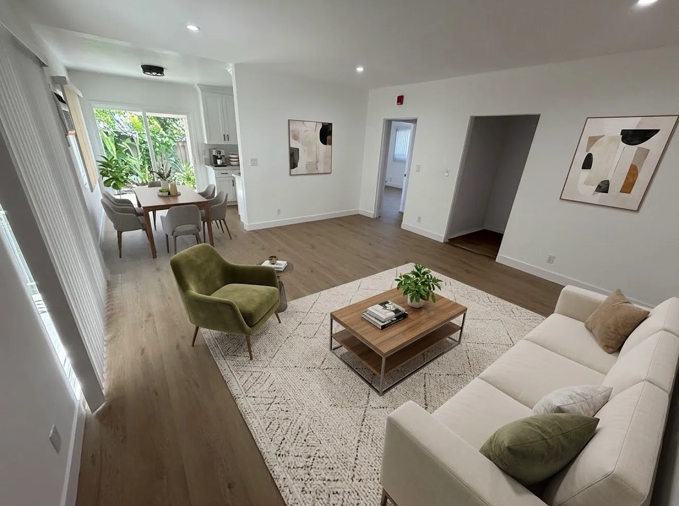 1 bed, 825 sqft, $2,695 — Photo 2