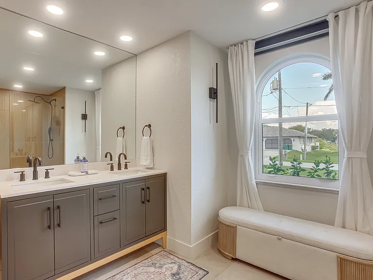 5133 Latham Ter — Photo 17