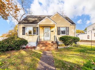 199 Cumming Ave, Maywood, NJ 07607