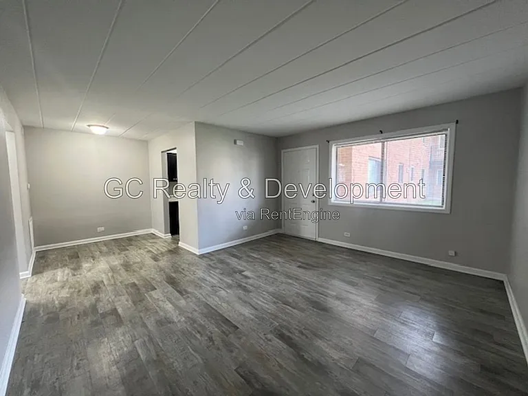 350 Wilson Ave #C — Photo 2