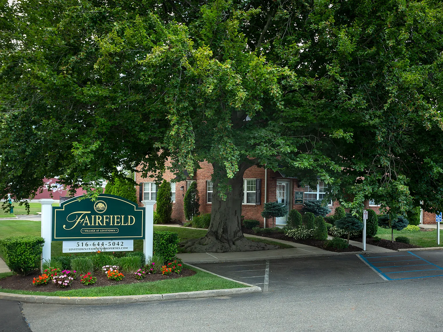Fairfield Village at Levittown — Photo 3