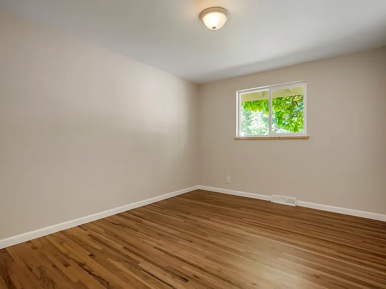6023 Holland St — Photo 23