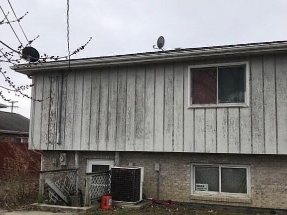 5th image of 14635 Blaine Ave
