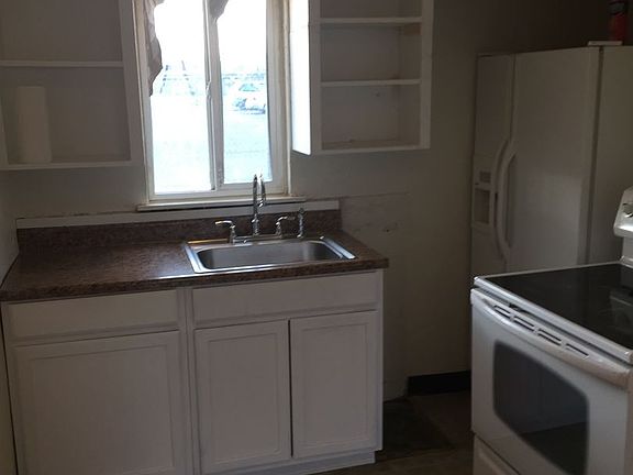 4th image of 125 N Water Ave APT 8