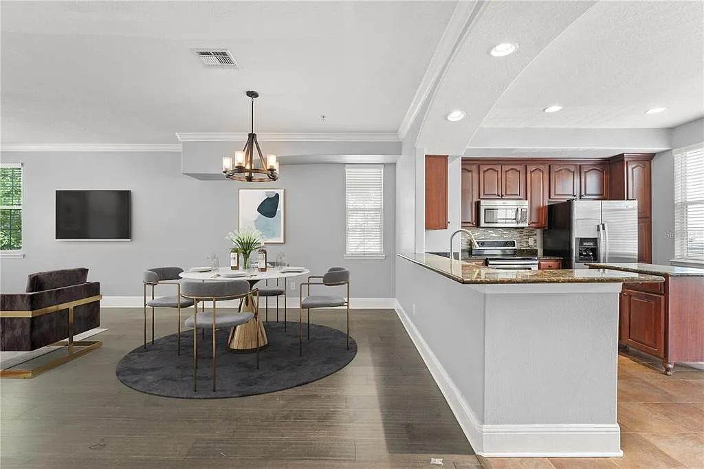3 bed, 3.5 bath, 1963 sqft, $3,925 — Photo 4