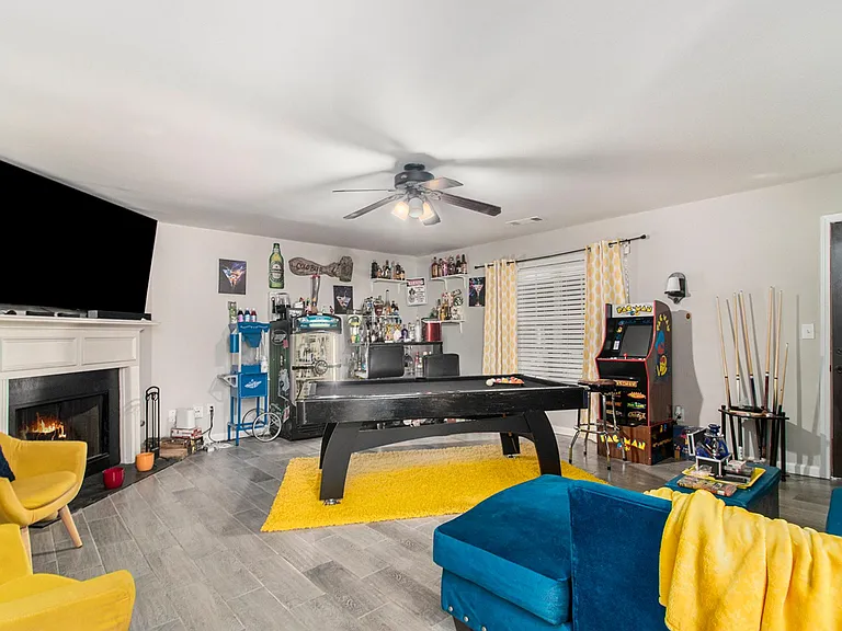 Busby Mill Ct — Photo 8