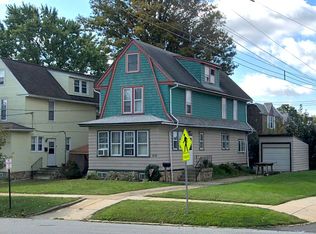 216 Burmont Rd, Drexel Hill, PA 19026