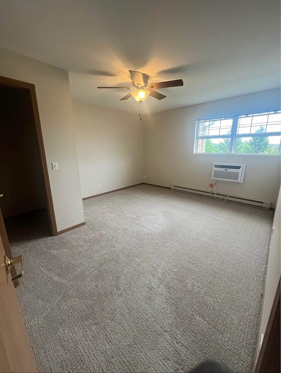 Building Photo - 1508 Spring Brook Ct