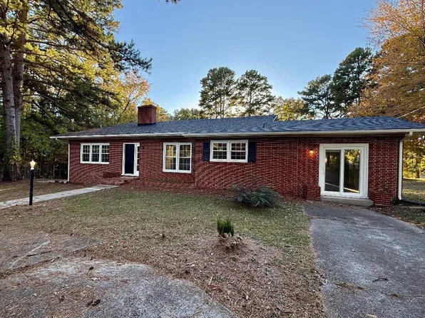 2700 Halifax Rd, South Boston, VA 24592