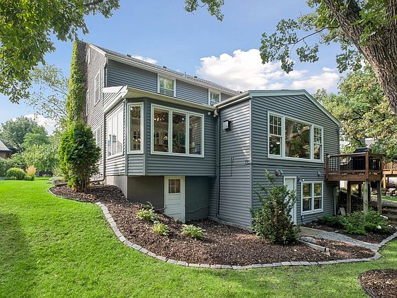 4th image of 3308 W 55th St