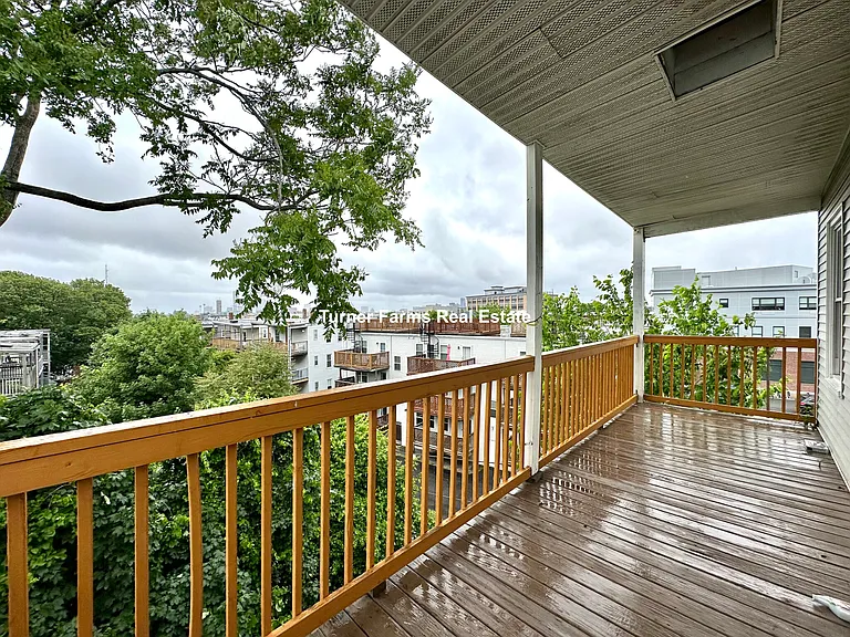 692 Columbia Rd #3R — Photo 38