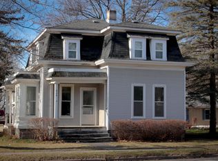 604 N Hudson St, Lowell, MI 49331