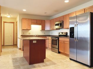 1100 N Broadway #303, Minot, ND 58703