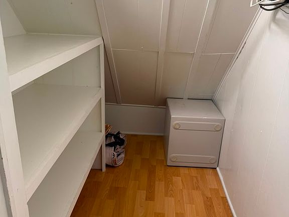 4th image of 3598 Clairmont Rd