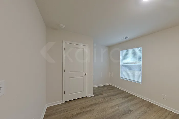 113 Inez Ave — Photo 12