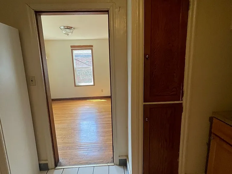 65 E Norwich Ave — Photo 22