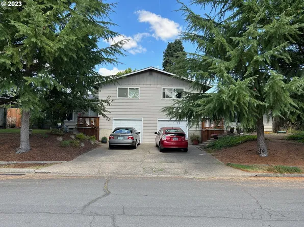 931 Robin Hood Ave, Eugene, OR 97401