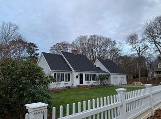 7 Plymouth Heights Rd, Bourne, MA 02532