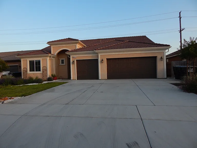 4613 W Payson Ct — Photo 1
