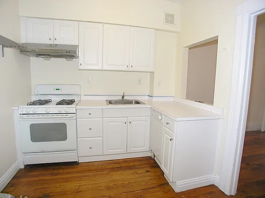 Rented by Townsley & Gay, LLC | media 18