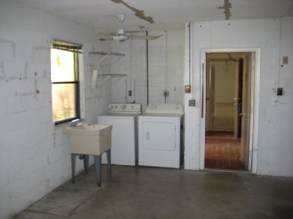 4th image of 2500 NW 10th Street