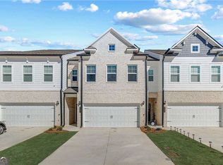 8199 Tiger Way, Riverdale, GA