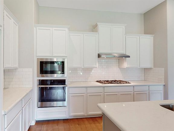 2nd image of 335 Kellan Ct