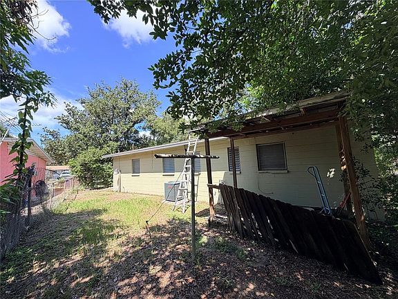 4th image of 10941 N HYACINTH AVENUE