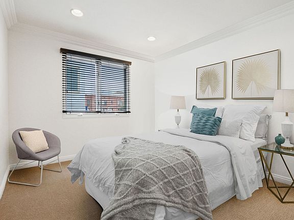 3rd image of 1430 N Harper Ave #1061567