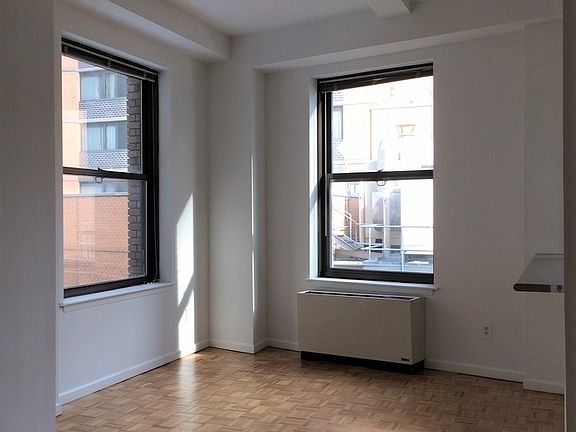 5th image of 75 West St APT 5M