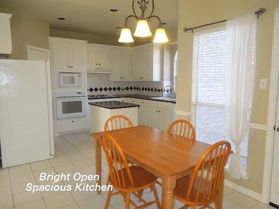 5th image of 12909 Sweet Bay Dr