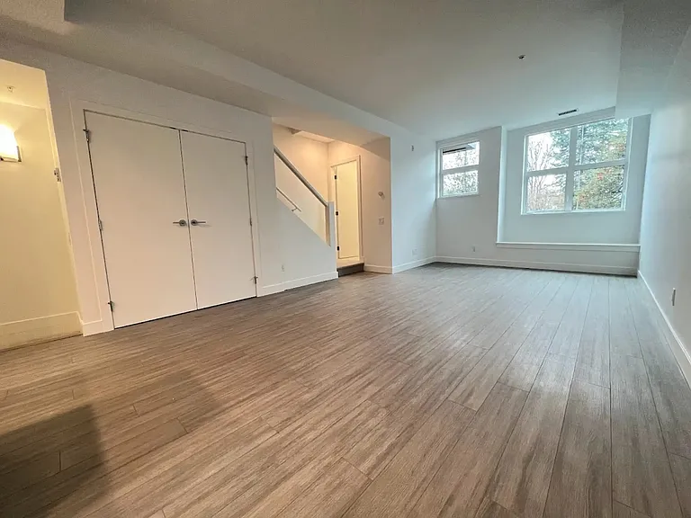2060 Curling Rd — Photo 5