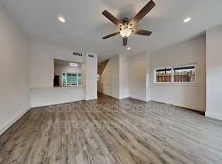 2807 Throckmorton St APT 101, Dallas, TX 75219